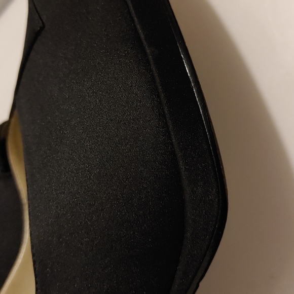 Just Libby brand size 9 sling backs. - Picture 2 of 4